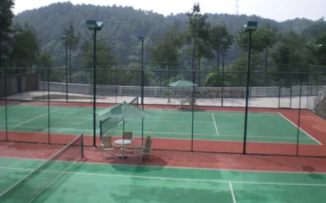 Qingfeng Gorge Resort Hotel