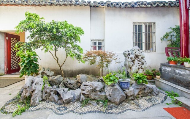 Dingxiang Xiaozhu Guest House