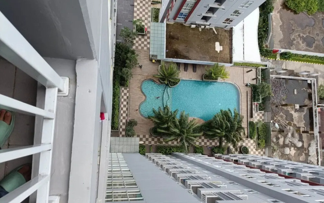 The Stylish 2BR at Vida View Makassar Apartment