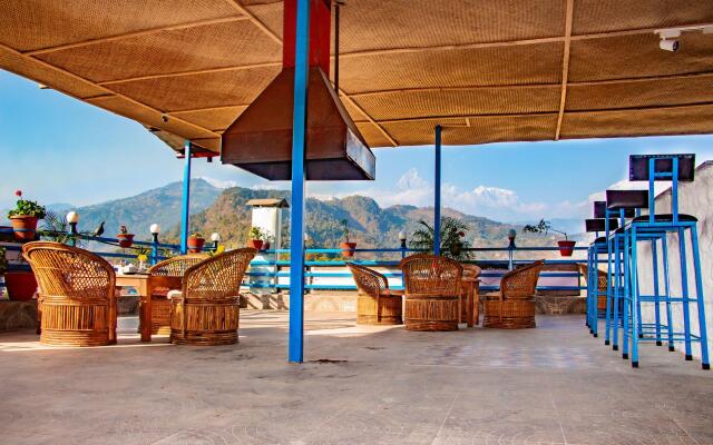 OYO 221 Hotel Lakeside Pvt Ltd