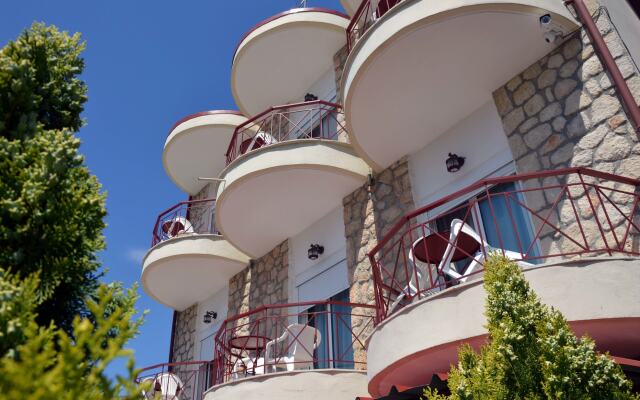 Giorgio Apartments