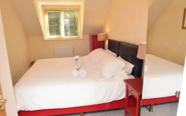 Cotswolds Valleys Accommodation-Stony Hs