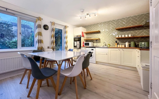 Deals 6BR House Contractor Group Stay Clayton