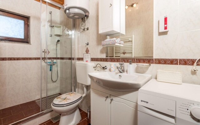 Nice Home in Lovran With Wifi and 1 Bedrooms