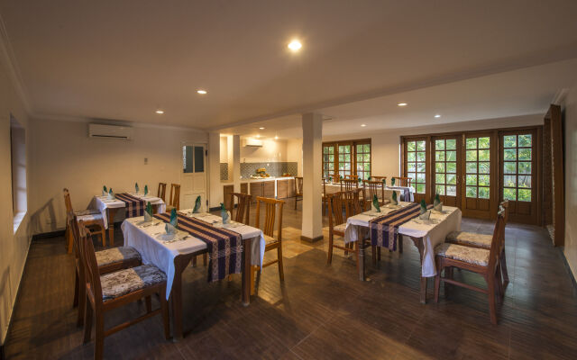 Thurizza Hotel