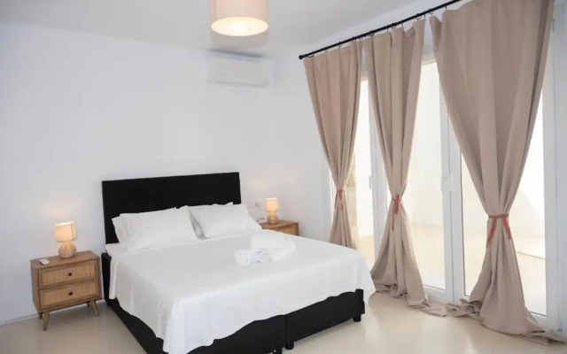 Adyton Luxury Suite Mykonos Exclusive Pool Oasis