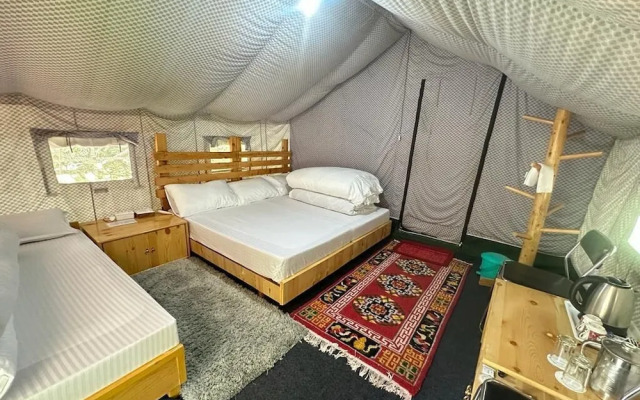 Apple Orchard Farm and Camping