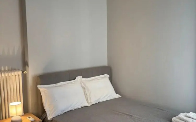 Central Apartment - At086