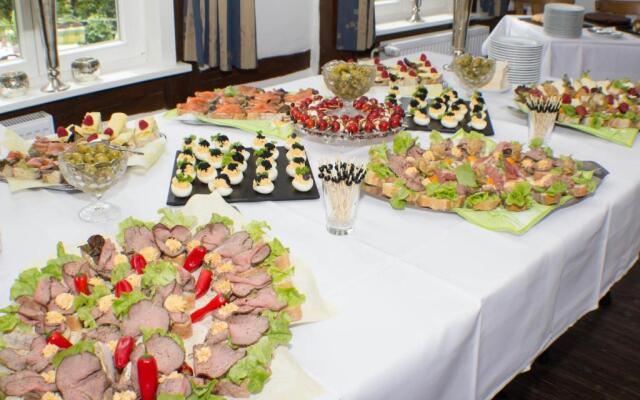 Gasthaus und Ferienwohnungen "Zum Büchsenmacher"