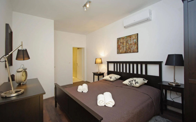 Luxury Apartments Jolara