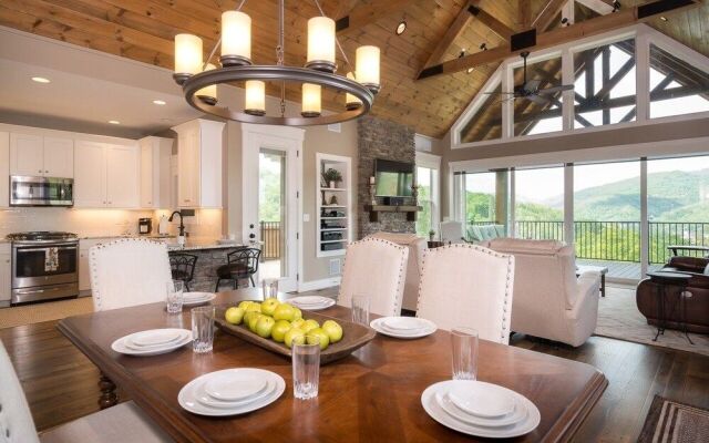 Just Perfect 3 Bedroom Home by Redawning