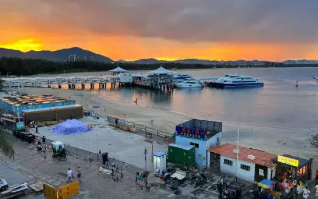 Sanya Lutu Lovers Homestay (Wuzhizhou Island Houhaicun Branch)