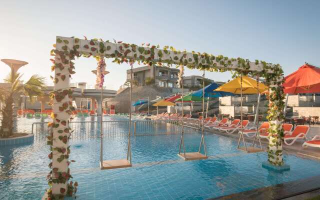 Hurghada Long Beach Resort