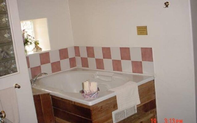 Hacienda Vargas Bed and Breakfast