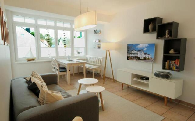 Villa Meernixe by Rujana