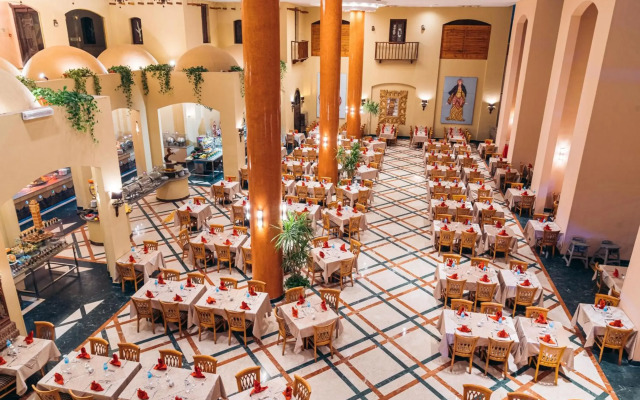 Nubian Island, Families and Couples only