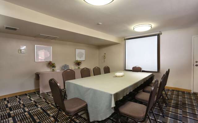 DoubleTree Suites by Hilton Tucson Airport
