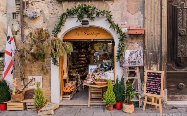 Cappuccine Bed  Breakfast