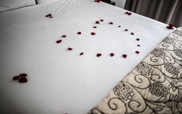 Penthouse Beach Holiday Private Jacuzzi Bbq Family Friendly Maid Service