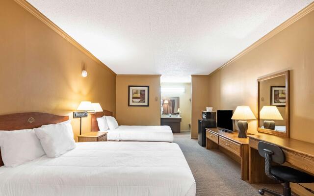 Americas Best Value Inn & Suites St. Marys