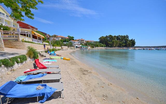 Apartment Dubravka in Banjol - island Rab