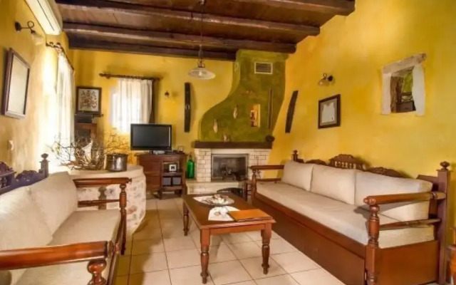 Samonas Traditional Villas Green Villa Faskomilia - 75m Maisonette