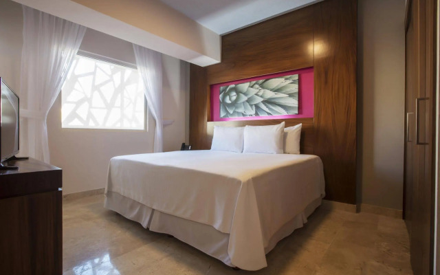 Krystal Grand All Inclusive
