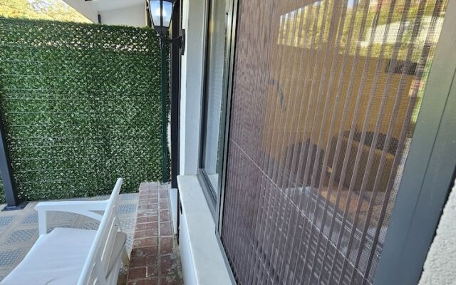 Mia Mia Suites Apart-Hotel