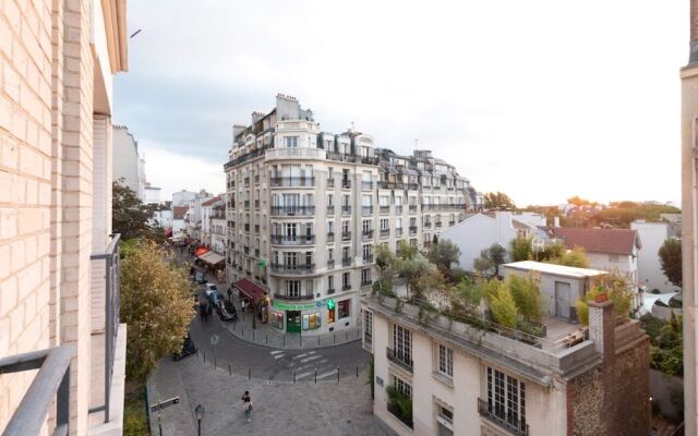 Nice Cozy Apartment on the Slopes of Montmartre