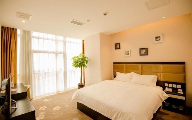 Sper 8 Hotel