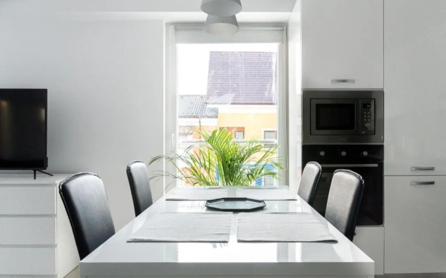 Airport Residence - Apartment across from Otopeni Airport