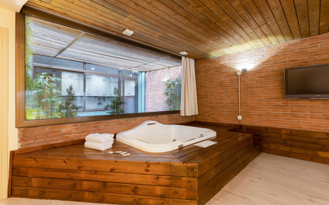 Hospedium Apartamentos DV