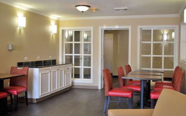 Extended Stay America Suites St Louis Westport Central