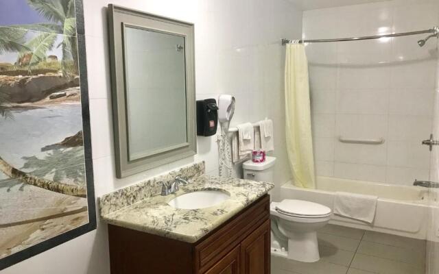 Norwalk Inn & Suites