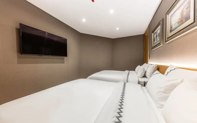 Gunsan Mari Hotel (Naun Branch)