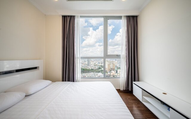 Landmark Condotel Art By KaySuite