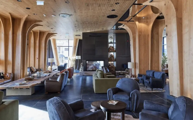 Bor Hotel by Karisma