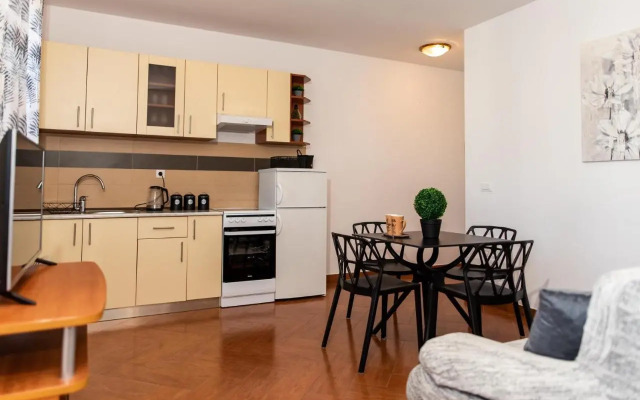 Apartments Sutalo 2