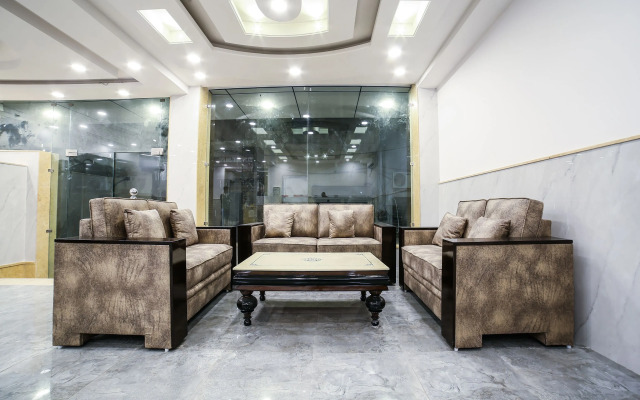 OYO 24943 Hotel Airport Zone Olive