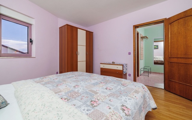 Apartments Djusi