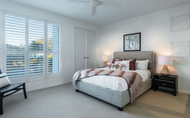 Sunshine Coast White House