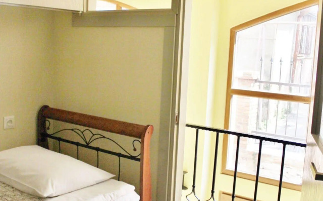 Red Fox Guesthouse