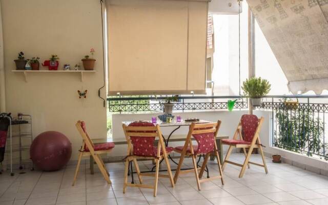 Antoine's central flat near the sea