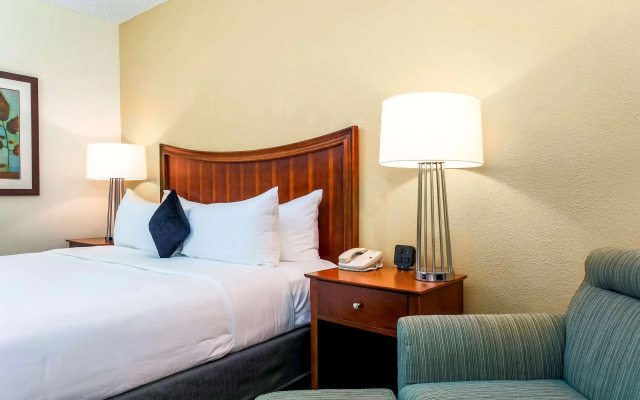 Red Lion Inn and Suites Hattiesburg