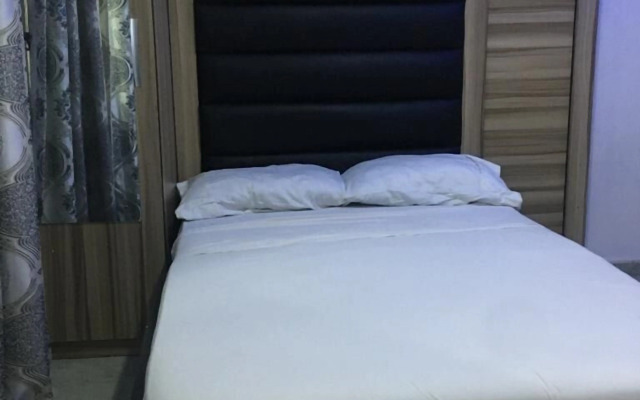 Jaybritt Luxury Apartment