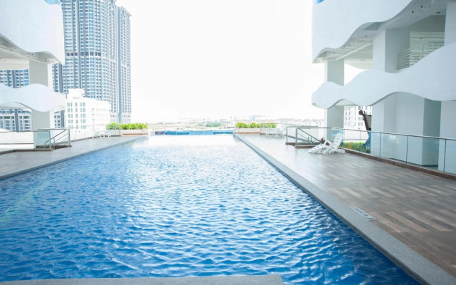 The Wave Residence