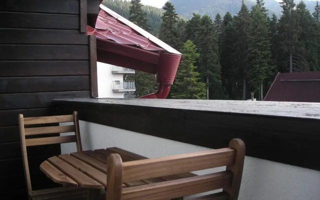 Persey Iglika Apartments