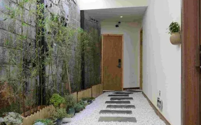 Wanlai Xiaozhu Private Courtyard Hostel