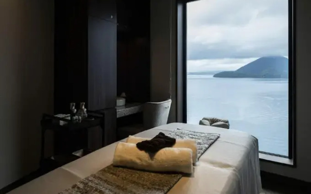 The Lake Suite Ko No Sumika