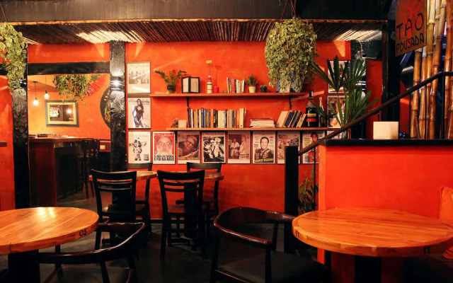 Tao Bar & Pousada